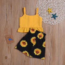 Sunflower Fields Outfit