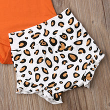 Allie Leopard Outfit